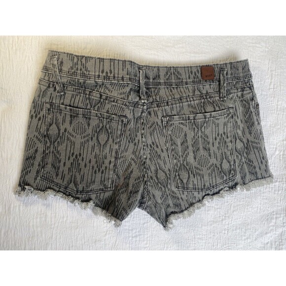 ROXY Denim Short Shorts Women Teen 9/29 Grey Native Distressed Low Rise Raw Hem - Picture 6 of 12